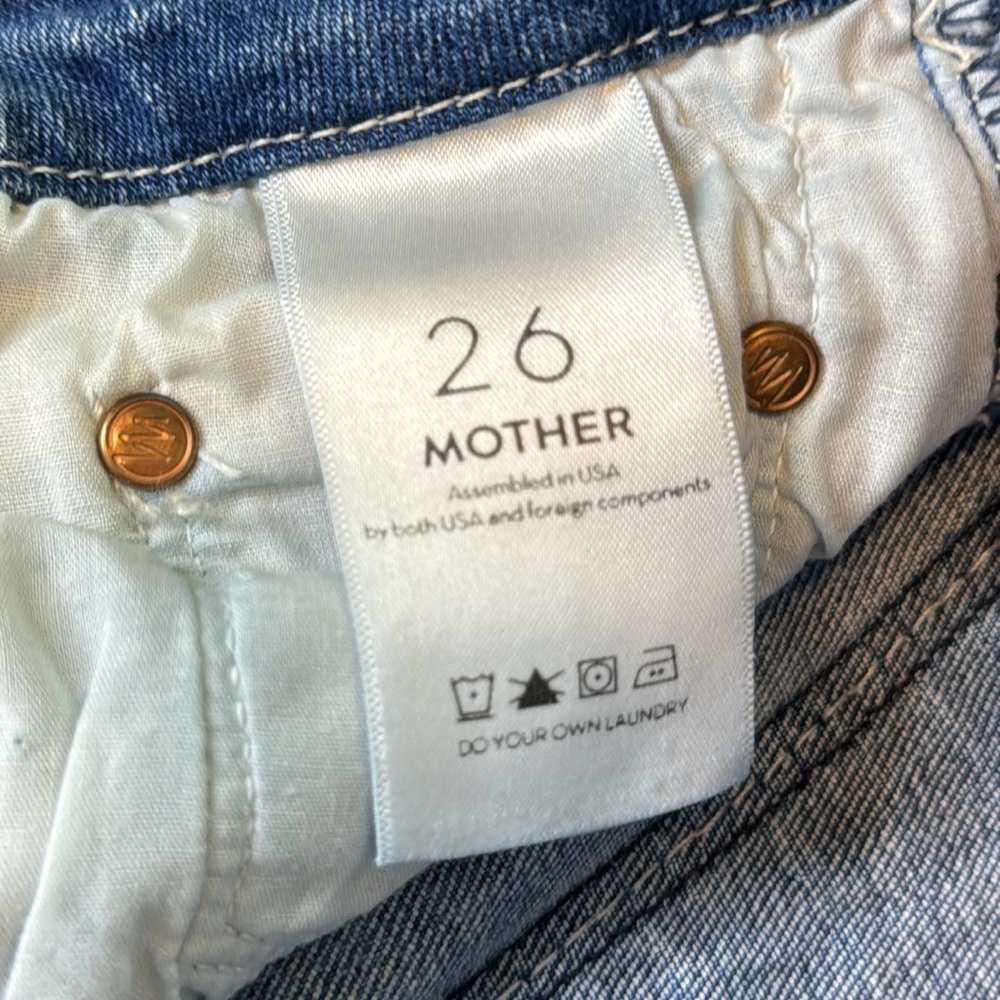 Mother The Looker Crop Distressed Skinny Crop Jeans (26) - Picture 10 of 11